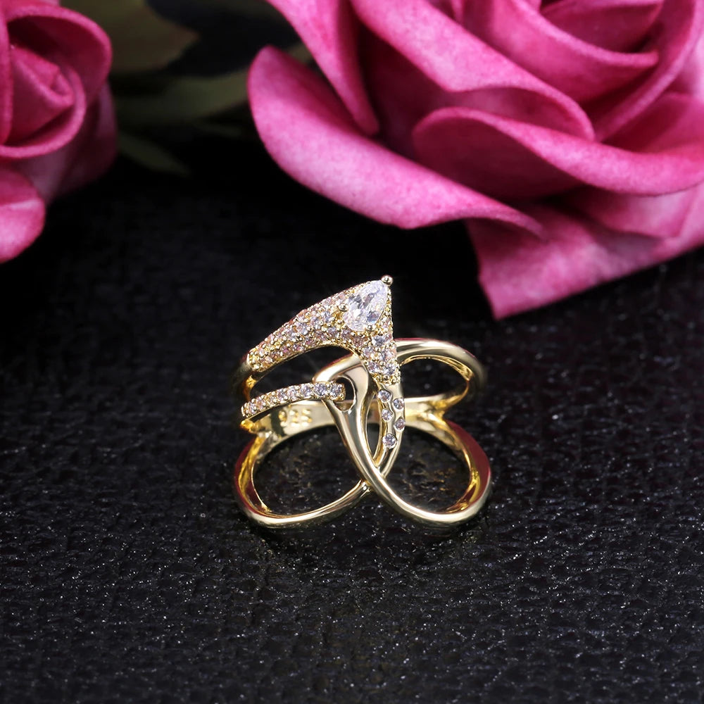 Luxury Irregular Magical Witch Ring Super Cool Accessories Gadget Golden Twist Winding Women Jewelry Personality Rings