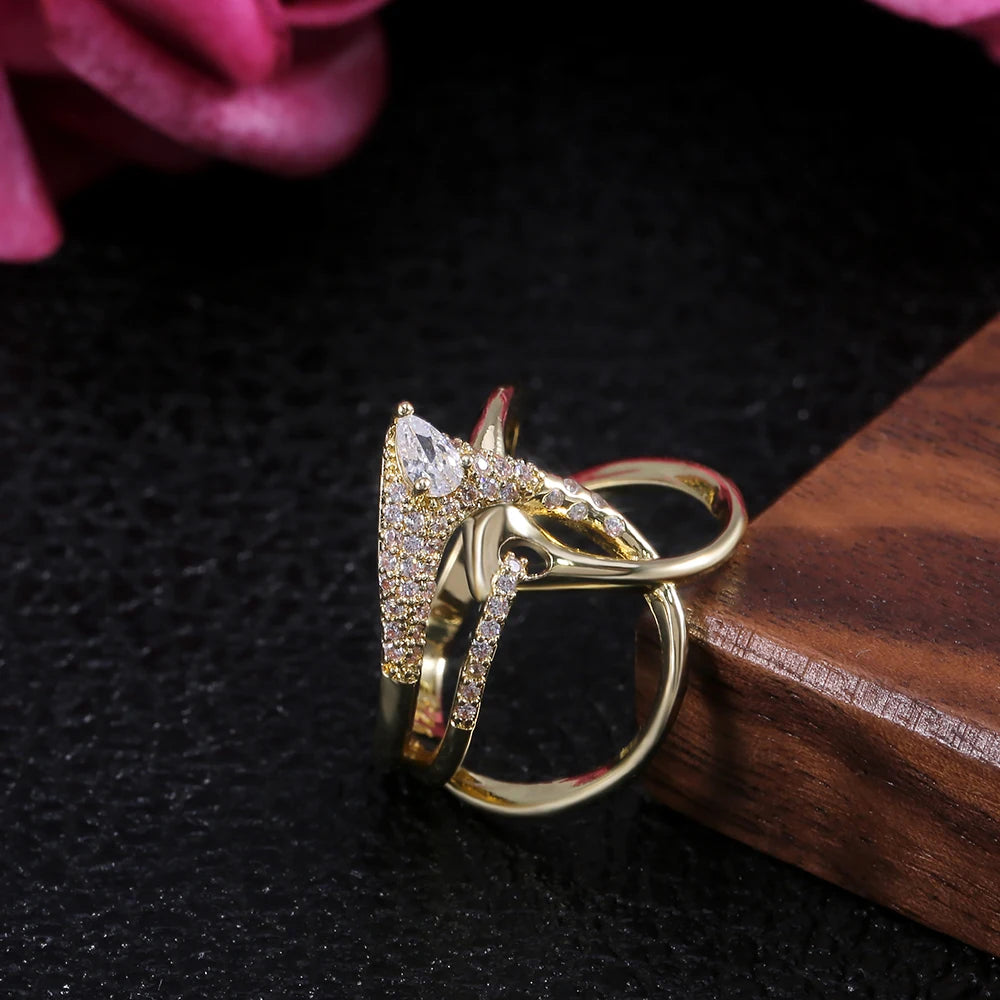 Luxury Irregular Magical Witch Ring Super Cool Accessories Gadget Golden Twist Winding Women Jewelry Personality Rings