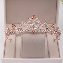 Cargar imagen en el visor de la galería, Trendy Crystal Rhinestone Crown Flower Diadem Tiara Wedding Hair Accessories Bridal Hair Jewelry Bride Hair Ornaments Party Gift