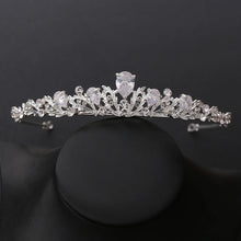 Cargar imagen en el visor de la galería, Luxury Rhinestone Tiara Crown For Bride Women Girl Headpiece sparkling Zircon Diadem Wedding Bridal Hair Jewelry Accessories