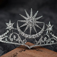 Laden Sie das Bild in den Galerie-Viewer, Baroque Star Crown Crystal Bridal Tiaras Rhinestone Pageant Diadem Bride Star Headdress Wedding Hair Accessories Tiara De Noiva