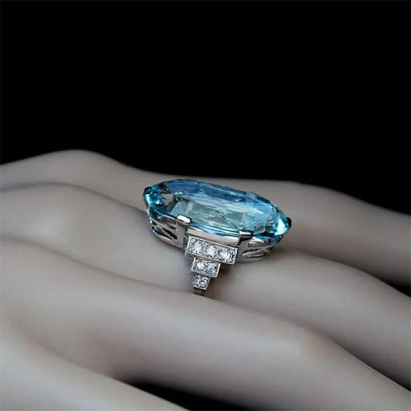 Light Sky Blue Wedding Ring Solitaire Band Oval Stone Engage Party Women Luxury Jewelry Shine CZ Stone Best Gift