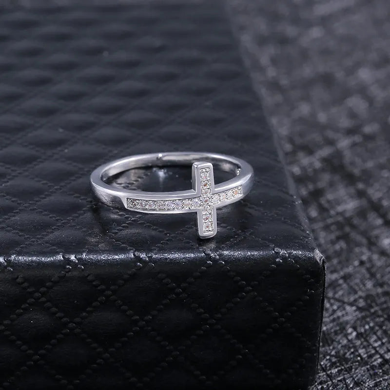 Simple Cross Women Finger Ring Inlaid Shine CZ Stone Daily Wear Fashion Rings Anniversary Girl Gift Versatile Jewelry Hot