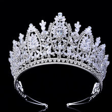 Laden Sie das Bild in den Galerie-Viewer, Princess Crown Classic Design Elegant Wedding Bridal Hair Jewelry Tiaras And Crowns Women Zircon BC5069 Corona Princesa