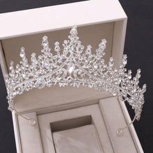 Laden Sie das Bild in den Galerie-Viewer, Silver Color Crystal Bridal Jewelry Sets Rhinestone Tiaras Crown Necklace Earrings bj16 - www.eufashionbags.com