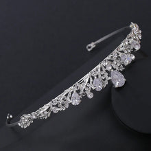 Cargar imagen en el visor de la galería, Luxury Crystal Tiara Crown For Bride Women Headpiece Rhinestone Zircon Diadem Wedding Bridal Hair Jewelry Accessories