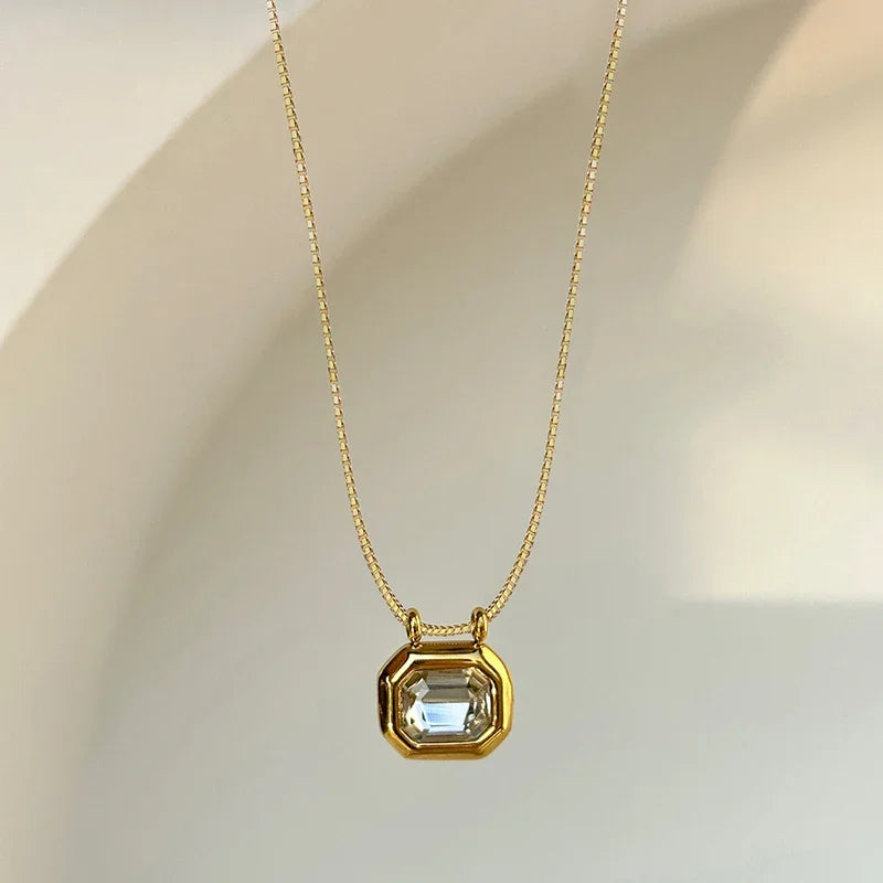 Simple Geometric Crystal CZ Pendant Necklace Women for Wedding Luxury Elegant Neck Accessory Versatile Gold Color Jewelry