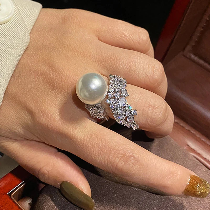 Graceful Simulated Pearl Finger Ring Female Wedding Party Jewelry with Brilliant Zirconia Luxury Accessories