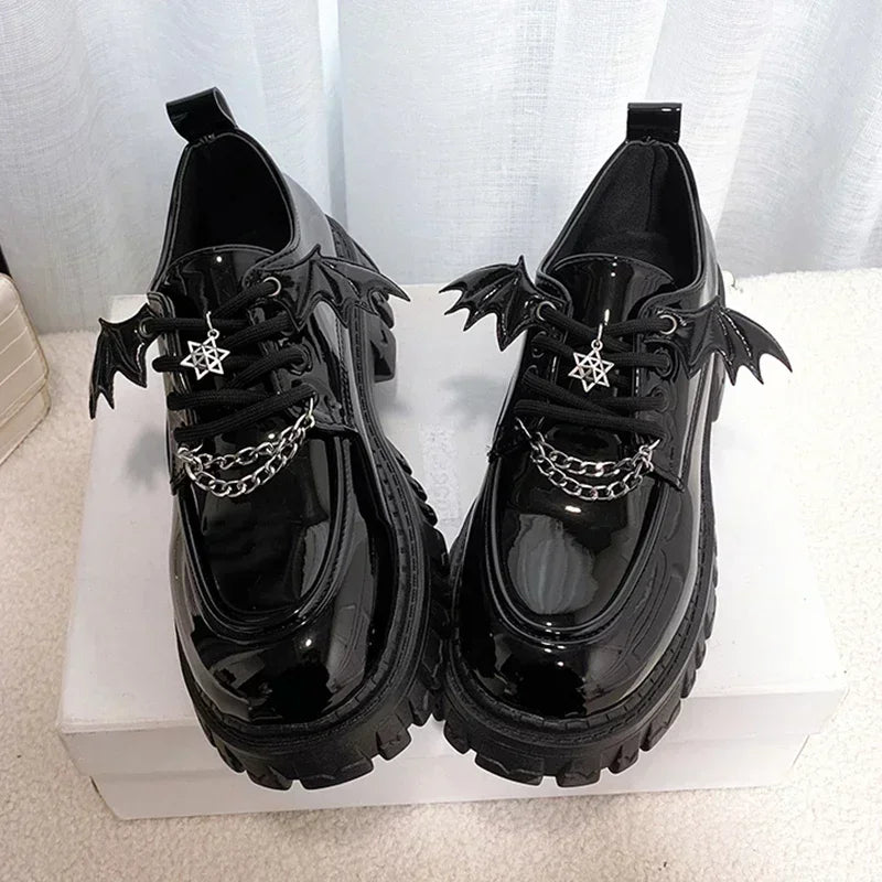 Metal Chain Gothic Platform Shoes Women College Style Wing Footwear Ladies Casual Comfort Mary Jane Fashion Non-slip Loafer Shoe