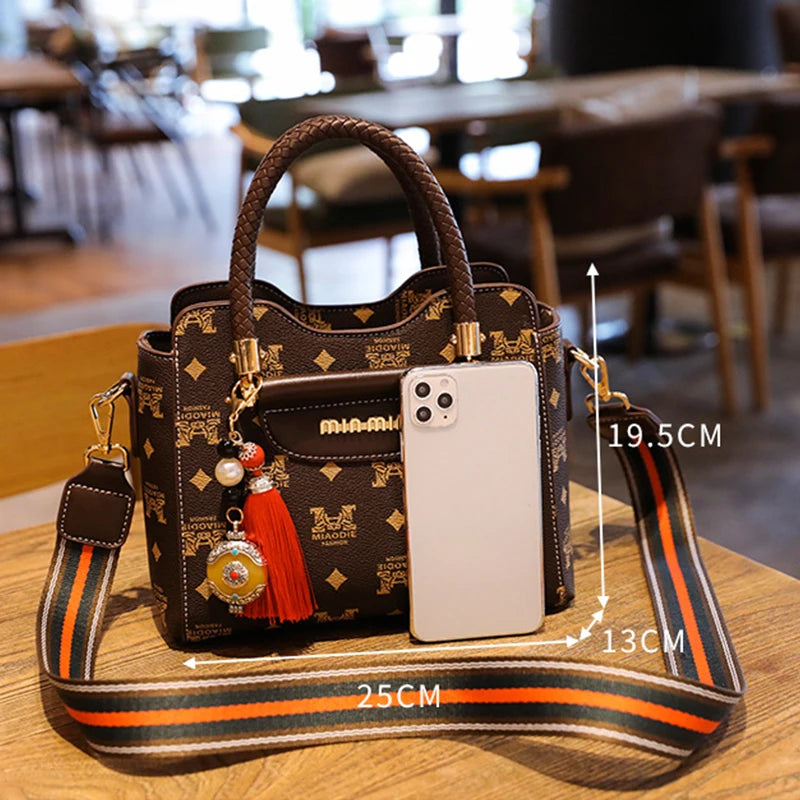 New Women Shoulder Bag Fashion Letter Printing Double Shoulder Straps Crossbody Bags