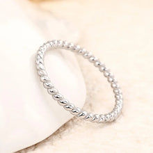 Laden Sie das Bild in den Galerie-Viewer, Twist Finger Ring for Simple Stylish Thin Rings Fashion Contracted Accessories