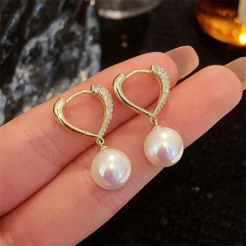 New Trend Imitation Pearl Dangle Earring for Women Luxury Silver Color Bling Cubic Zirconia Fashion Elegant Lady Jewelry