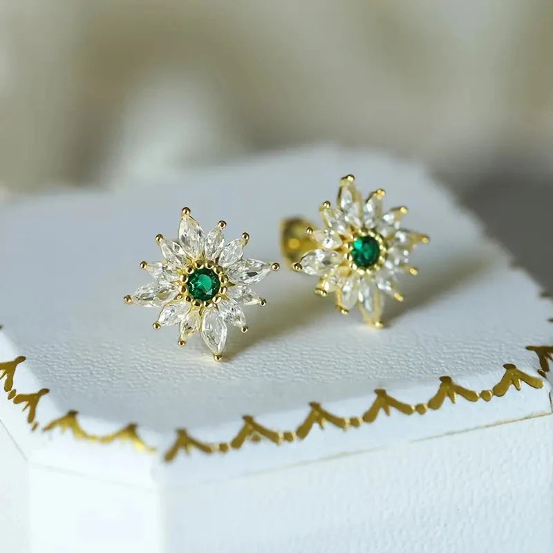 Sparkling Delicate Stud Earrings Lady Gold Color Bright Zirconia Jewelry Exquisite Luxury Female Engagement Accessories