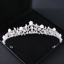 Cargar imagen en el visor de la galería, Crystal Wedding Tiaras And Crowns Rhinestone Princess Diadem Bridal Wedding Hair Accessories Jewelry Crown Tiara For Women Bride