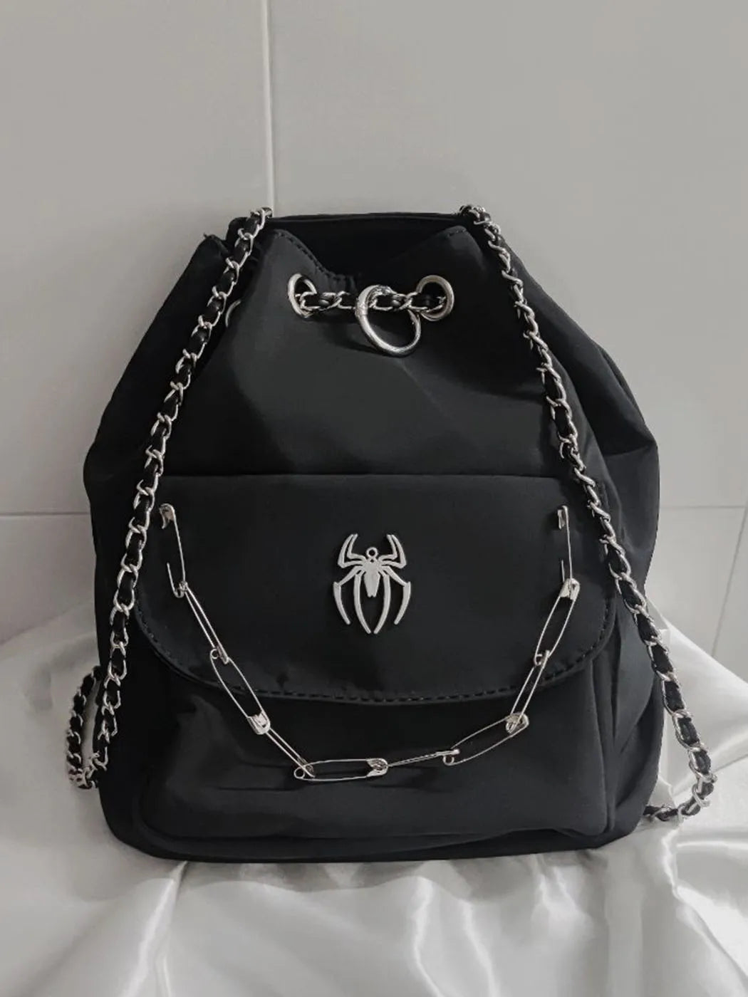 Gothic Black Y2k Backpacks Women New Punk Dark Hot Girls Chain Casual Backpack Ladies Harajuku Vintage Mochila Aesthetic