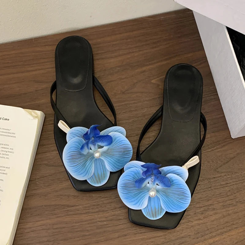 Fashion Pearl Flowers Pinch Narrow Band Women Slipper Flat Heel Shoes Slip On Sandal Beach Casual Slides Flip Flops - EUFASHIONBAGS