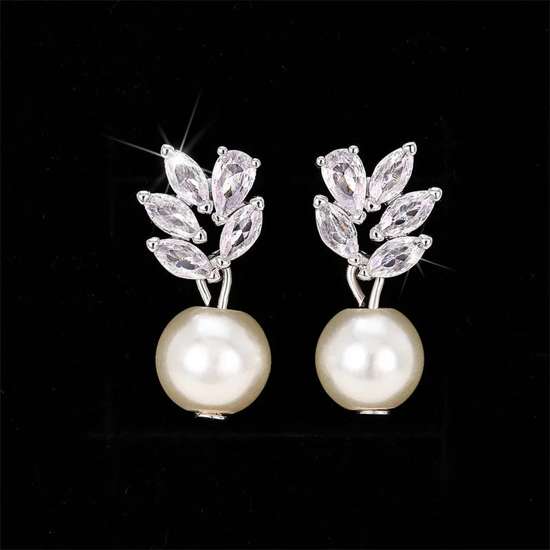 New Trend Imitation Pearl Dangle Earring for Women Luxury Silver Color Bling Cubic Zirconia Fashion Elegant Lady Jewelry