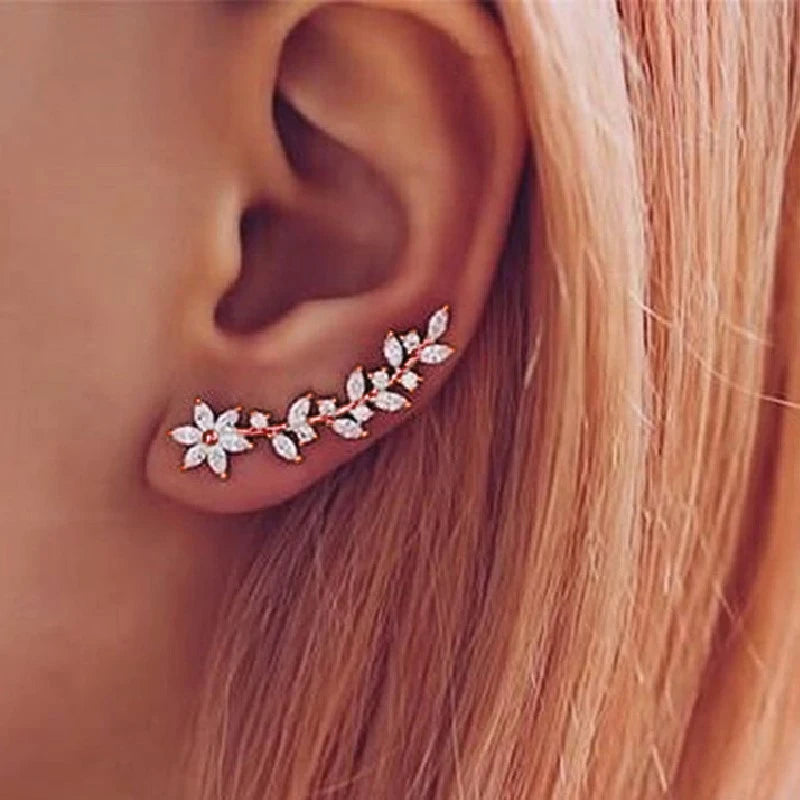 Aesthetic Flower Stud Earrings Climb Ear Earrings Exquisite Women's Ear Accessories with Dazzling CZ New Fashion Jewelry