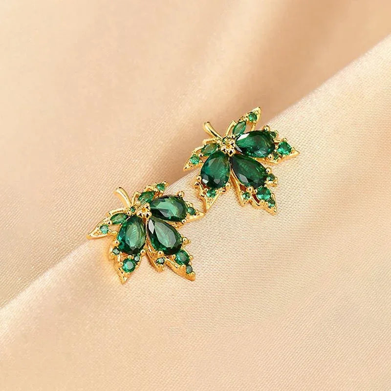 Dainty Maple Leaves Shaped Stud Earrings with Cubic Zirconia Versatile Daily Lady Engagement Jewelry Chic Accessories Hot