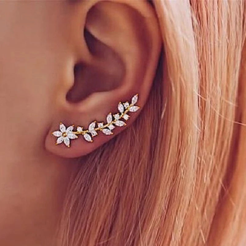 Aesthetic Flower Stud Earrings Climb Ear Earrings Exquisite Women's Ear Accessories with Dazzling CZ New Fashion Jewelry