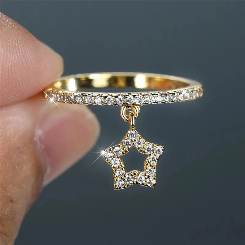 Stylish Star Pendant Ring Female Fashion Everyday Jewelry Chic Bright Zirconia Finger Accessories for Engagement Ceremony