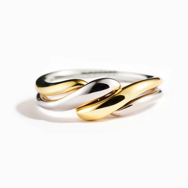 Trendy Two Tone Twist Finger Ring for Women Modern Fashion Female Metal Rings Daily Wear Versatile Accessories Jewelry