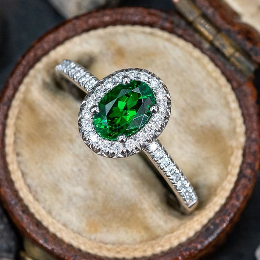 Delicate Temperament Lady Finger Ring Bright Oval Green Zirconia Jewelry Female Anniversary Party Graceful Accessories