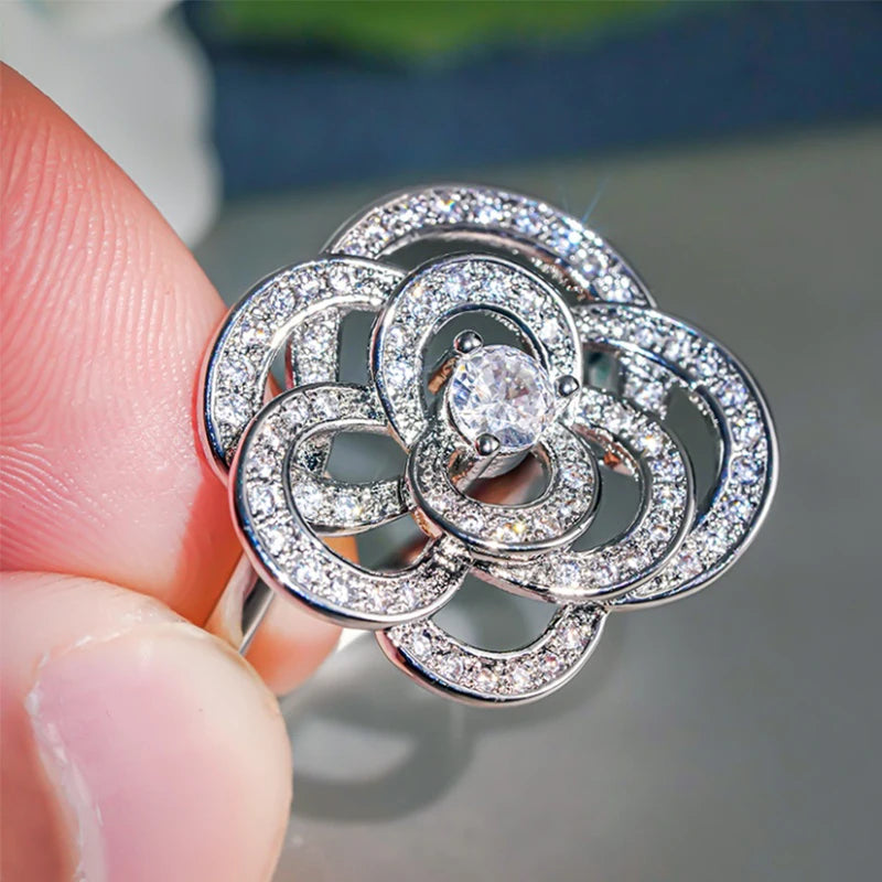 Hollow Flower Rings with Shiny CZ Exquisite Trendy Finger Accessories for Women Gorgeous Wedding Party Jewelry - EUFASHIONBAGS