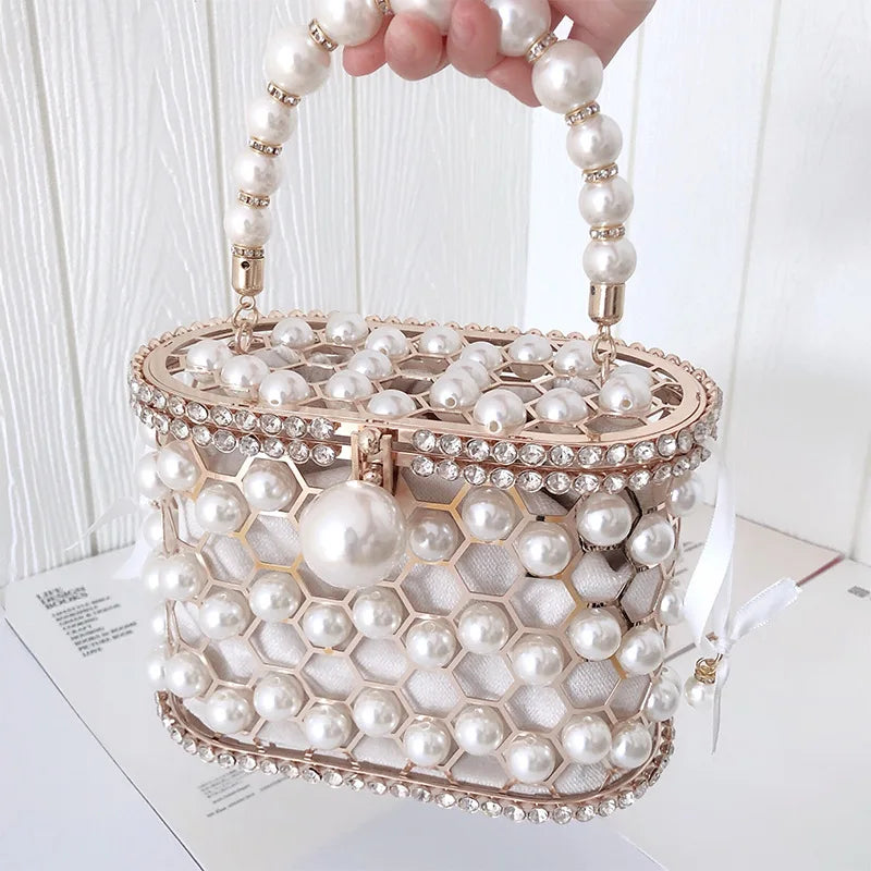 Luxury Designer Pearl Handbag and Purses For Women Hollow Out Wedding Party Clutch Bag Rhinestone Metal Handle Evening Bags