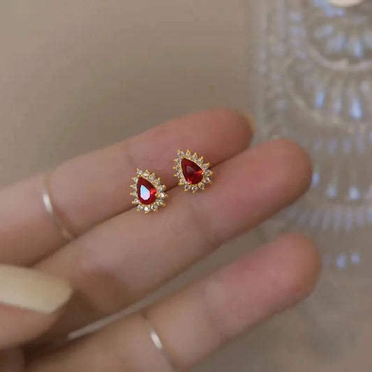 Charming Bright Red CZ Stud Earrings Female Delicate Fashion Wedding Jewelry Elegant Luxury Gold Color Accessories Gift