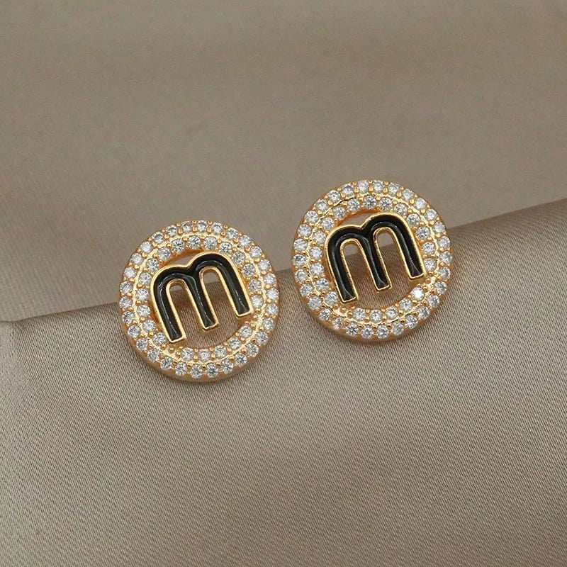 Classic Oil Letter M Crystal Stud Earrings Fashion Brand Jewelry Luxury Zirconia  Earrings for Women Party Accessories