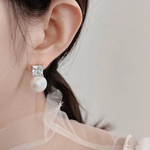 Charger l&#39;image dans la galerie, Fashion Princess CZ Imitation Pearl Earrings for Women Temperament Female Ear Accessories Daily Wear Party Modern Jewelry