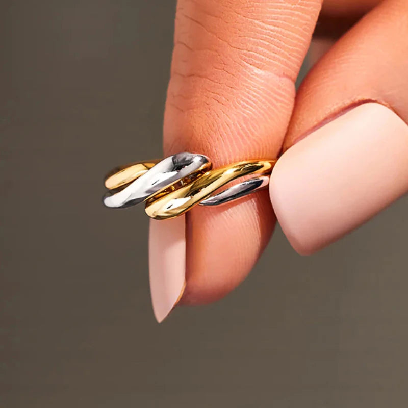 Trendy Two Tone Twist Finger Ring for Women Modern Fashion Female Metal Rings Daily Wear Versatile Accessories Jewelry