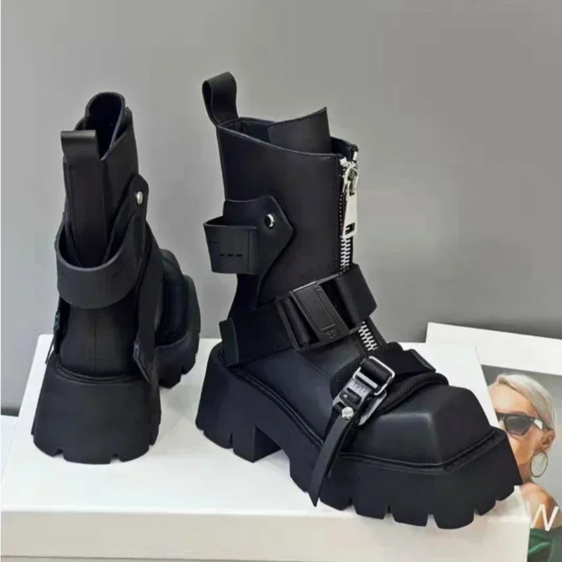 Brand Designer Platform Boots Women 2025 New Chunky Heel Short Boot Ladies Square Toe Fashion Belt Buckle Motorcycle Ankle Boots