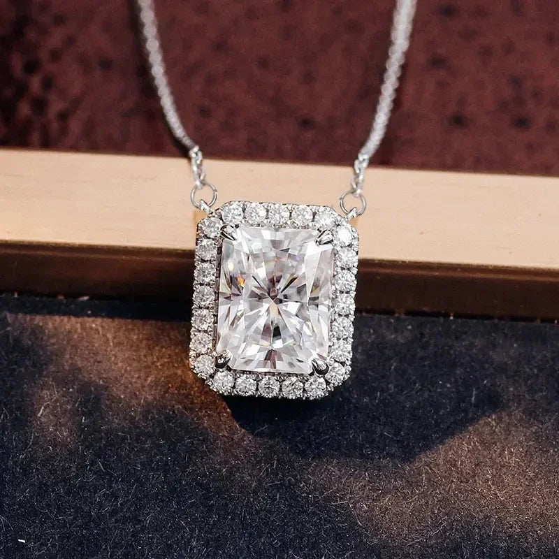 Dazzling Cubic Zirconia Pendant Necklace for Women Graceful Wedding Band Jewelry Attractive Girlfriend Neck Accessories - EUFASHIONBAGS