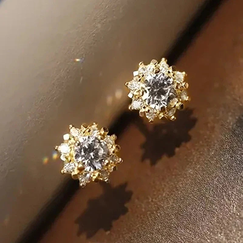 Flower Cubic Zirconia Stud Earrings for Women Aesthetic Shiny Accessories Simple Creative Charms Party Jewelry