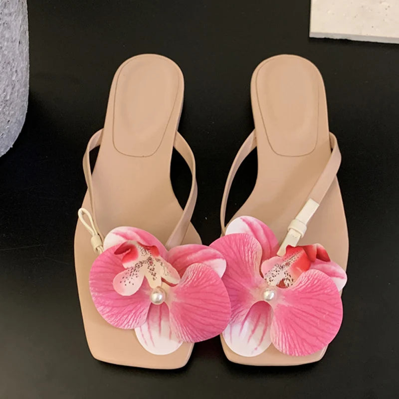 Fashion Pearl Flowers Pinch Narrow Band Women Slipper Flat Heel Shoes Slip On Sandal Beach Casual Slides Flip Flops - EUFASHIONBAGS