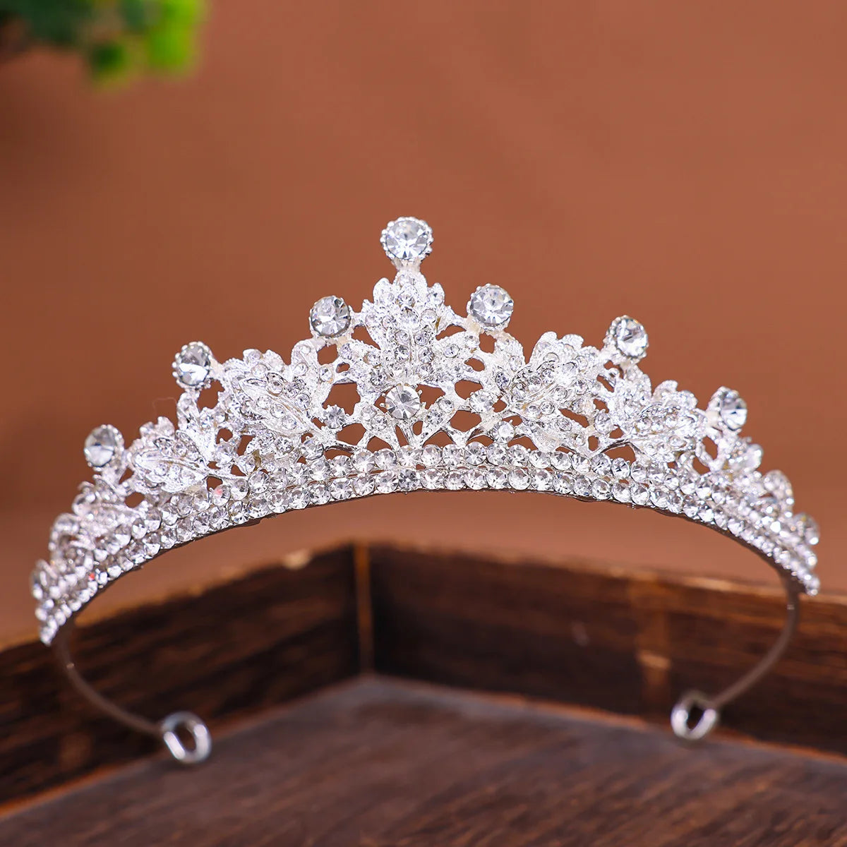 Silver Color Crowns and Tiaras Wedding Hair Accessories For Women Crown For Bridal Crystal Rhinestone Diadema Tiaras Bride Crown