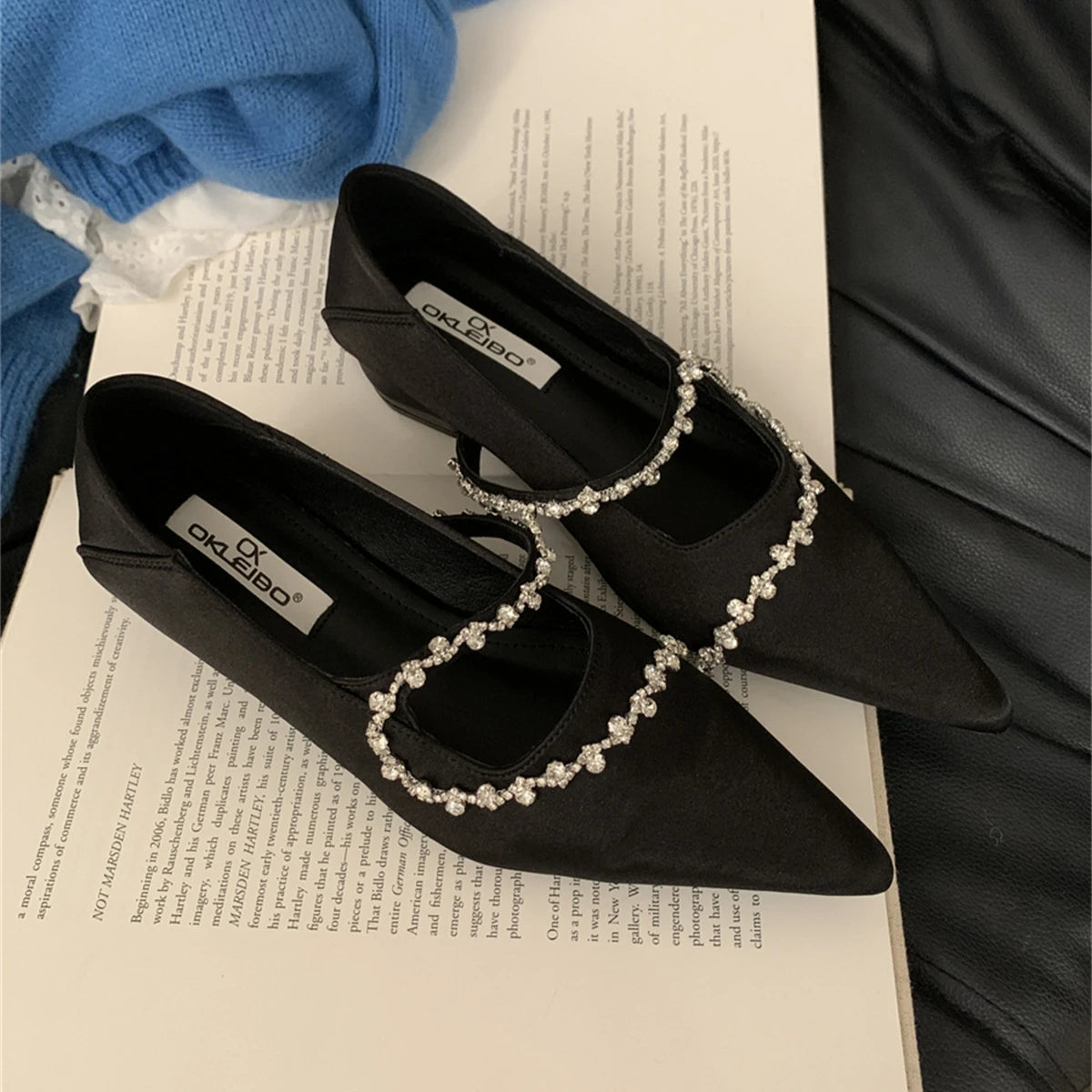 Rhinestone Chain Designer Women Shoes Pointed Toe Dress Shoes Female Low Heel Comfort Footwear Women Zapatos De Mujer