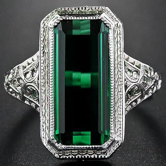 Swanking Big Green Cubic Zirconia Rings for Women Vintage Dazzling Accessories Hollow-out Pattern Designed Party Jewelry