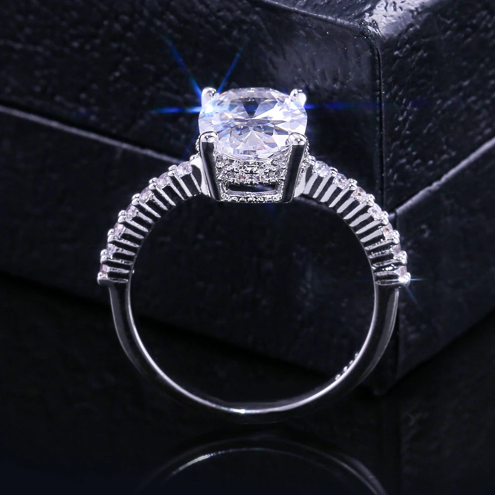 Oval Finger Ring Band Dazzling Brilliant CZ Stone Four Prong Setting Classic Wedding Anniversary Gift For Wife&Girlfriend