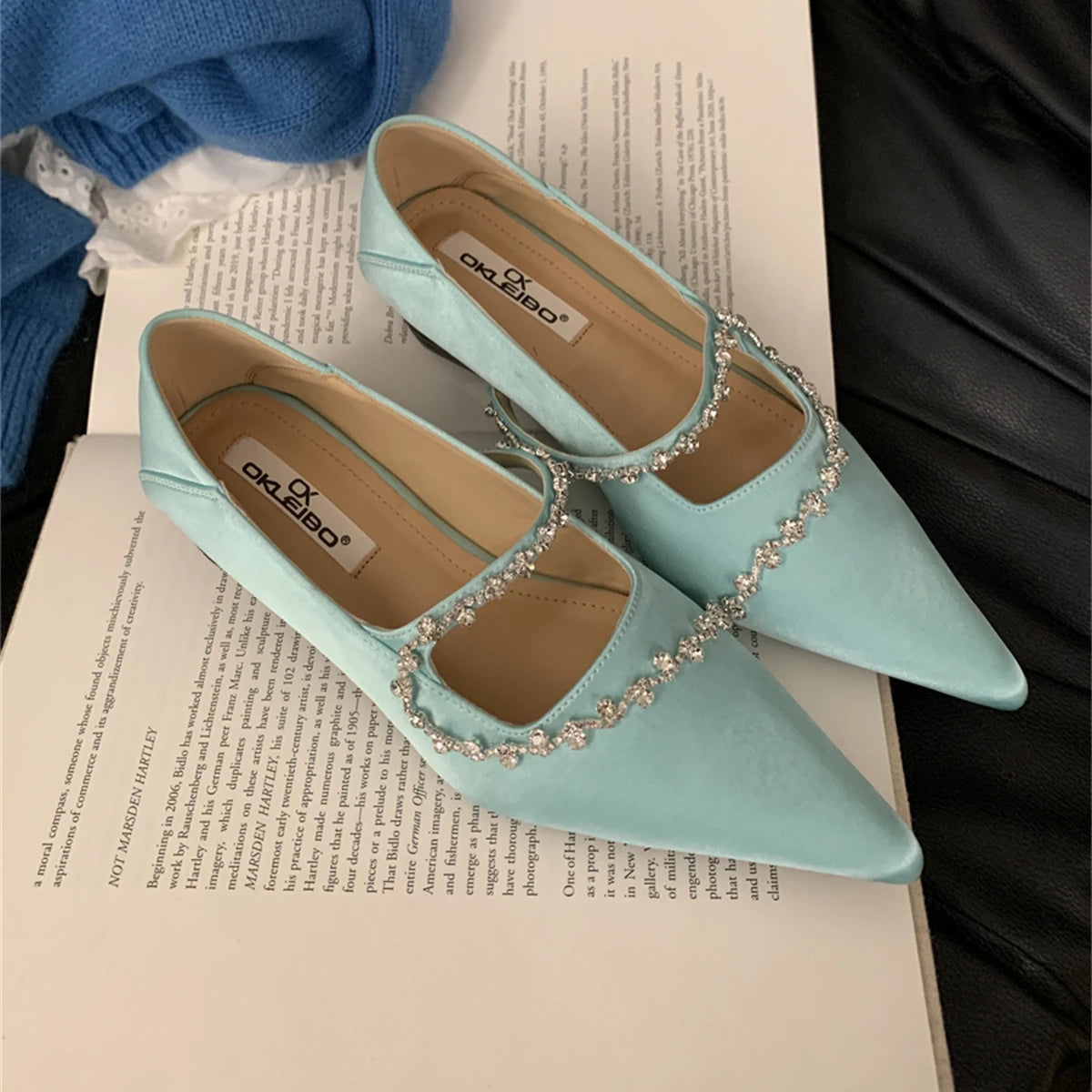 Rhinestone Chain Designer Women Shoes Pointed Toe Dress Shoes Female Low Heel Comfort Footwear Women Zapatos De Mujer