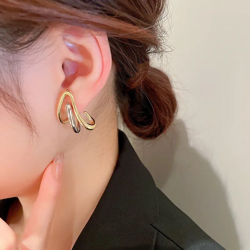 Personality Arrows Shape Stud Earrings for Women Two Tone Design Y2K Girls Ear Piercing Earrings Modern Fashion Jewelry - EUFASHIONBAGS