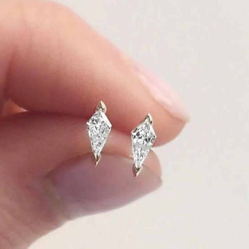 Dainty Geometric Cubic Zirconia Crystal Earrings for Women Daily Wear Simple Stylish Ear Accessories Low-key Lady Jewelry