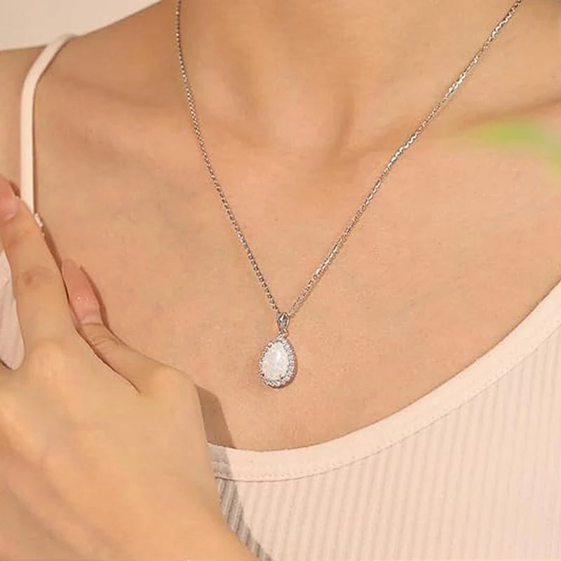 Pear Imitation Opal Pendant Necklace for Women Elegant Wedding Party Female Accessories Birthday Gift New Fashion Jewelry