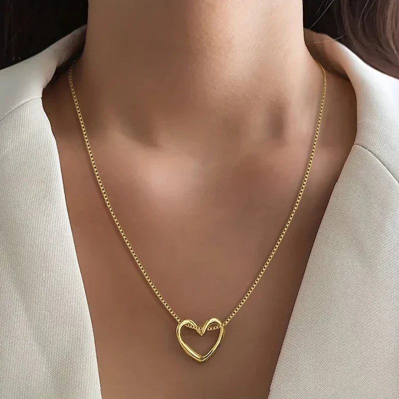 Glossy Hollow Heart Pendant Necklace for Women New Trendy Love Wedding Party Jewelry Exquisite All-matching Accessories - EUFASHIONBAGS