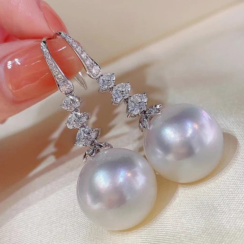 New Trend Imitation Pearl Dangle Earring for Women Luxury Silver Color Bling Cubic Zirconia Fashion Elegant Lady Jewelry