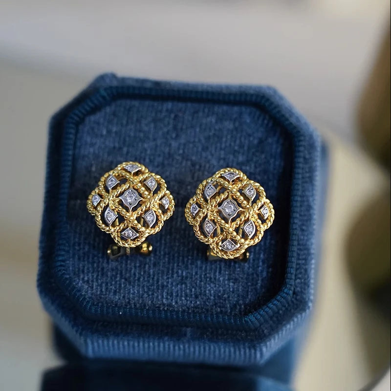 Vintage Hollow Stud Earrings Two Tone Rhombic Shaped Women Earrings Piercing Temperament Lady Accessories New Jewelry