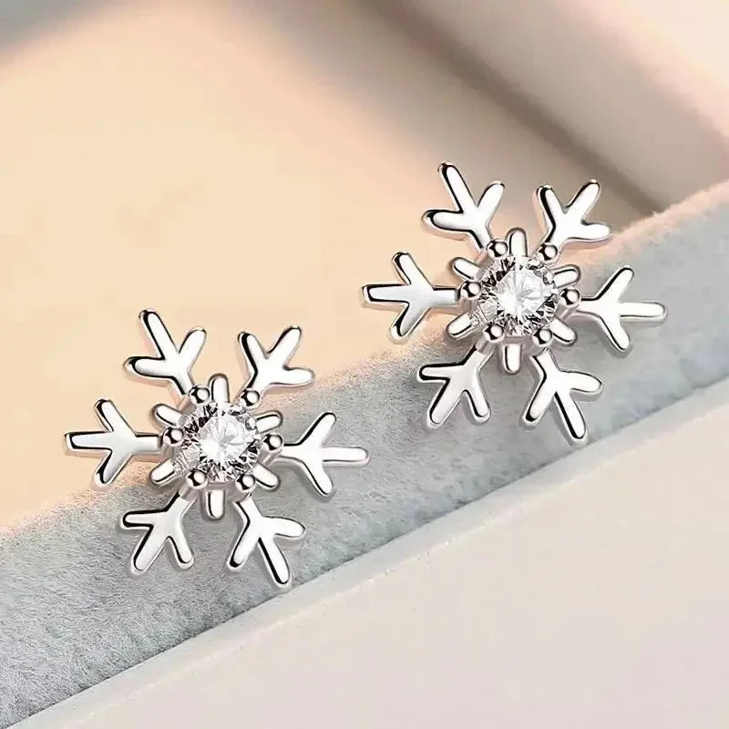 Snowflake Earrings for Women Exquisite Ear Accessories Daily Wear Party Statement Earrings Winter Christmas Gift Jewelry