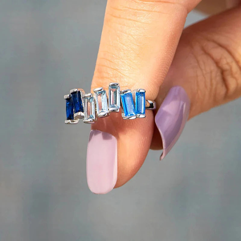 Fashion Geometric Blue Zirconia Finger Ring Lady Chic Engagement Jewelry Trendy Modern Accessories for Wedding Ceremony